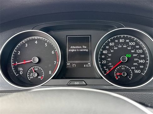 Used 2020 Volkswagen Golf 4-Door image 30