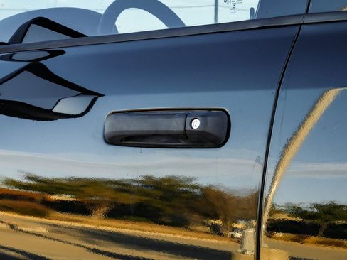 Used 2017 RAM 2500 Tradesman w/ Popular Equipment Group image 43