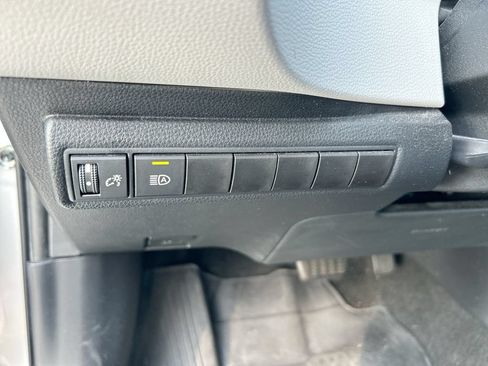 Used 2023 Toyota Corolla SE FWD image 13