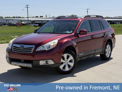 Used 2011 Subaru Outback 2.5i Limited w/ PWR Moonroof Pkg