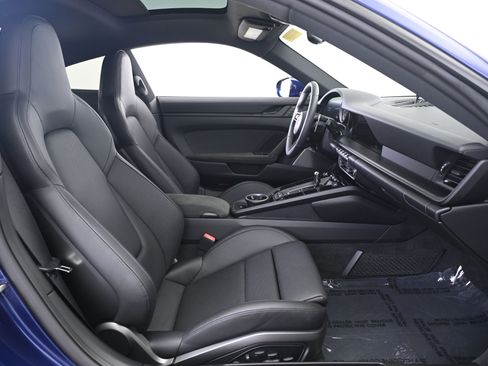 Certified 2023 Porsche 911 Carrera GTS image 19