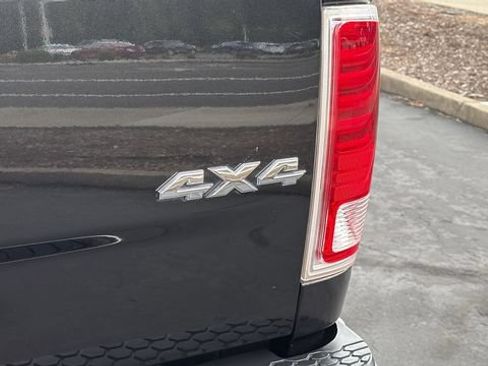 Used 2017 RAM 1500 Laramie w/ Convenience Group AWD/4WD image 13