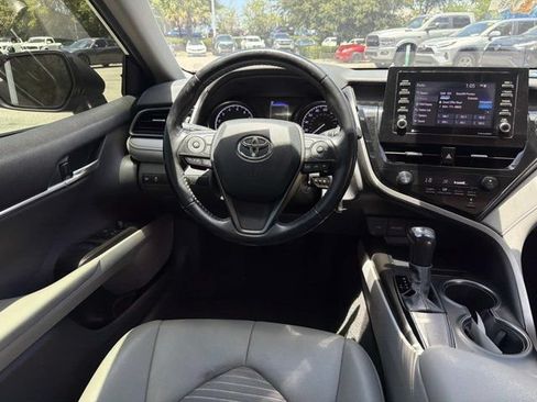 Used 2021 Toyota Camry SE FWD image 21