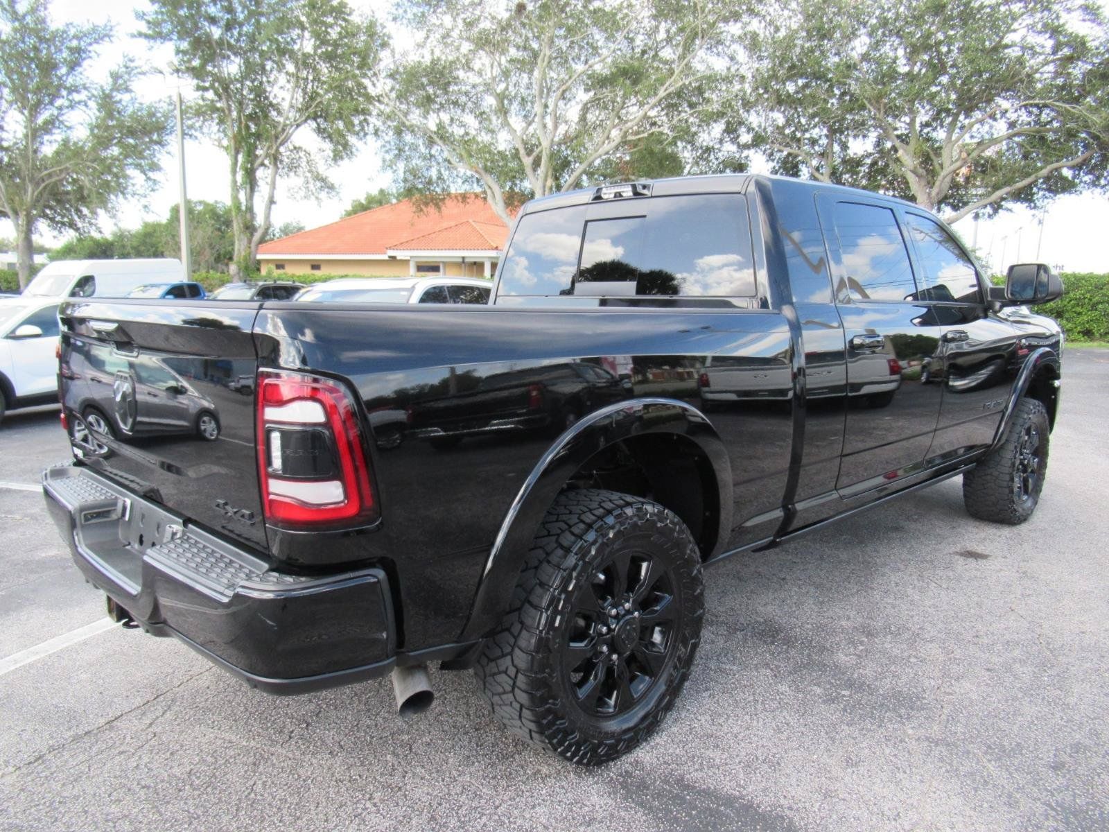 Used 2022 RAM 2500 Limited AWD/4WD image 5