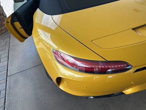 Used 2018 Mercedes-Benz AMG GT C image 8