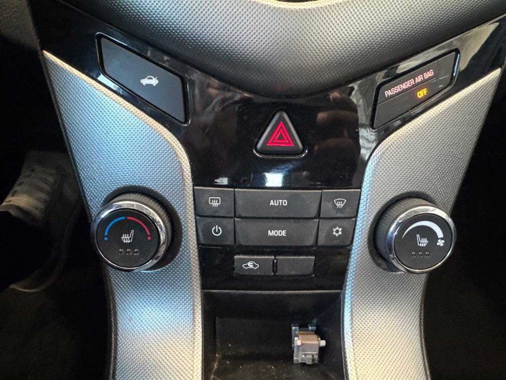 Used 2016 Chevrolet Cruze LTZ w/ Sun, Sound and Sport Package FWD image 25