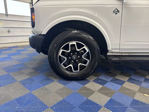 Certified 2024 Ford Bronco Outer Banks AWD/4WD image 31