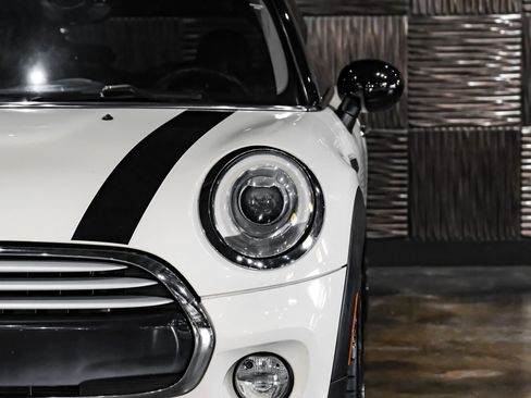 Used 2015 MINI Cooper 2-Door Hardtop image 35