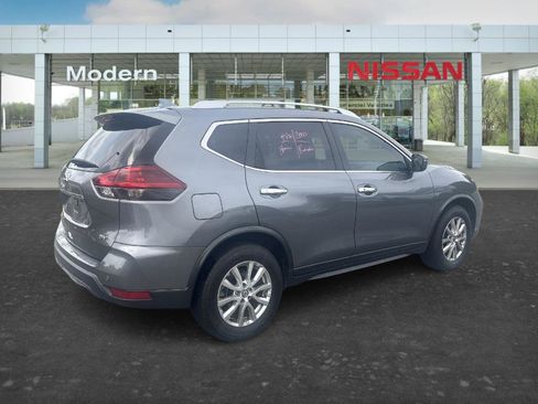 Used 2020 Nissan Rogue SV FWD image 5