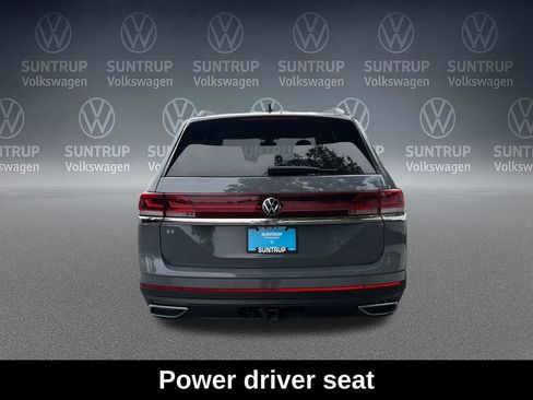 Used 2025 Volkswagen Atlas SE FWD image 13