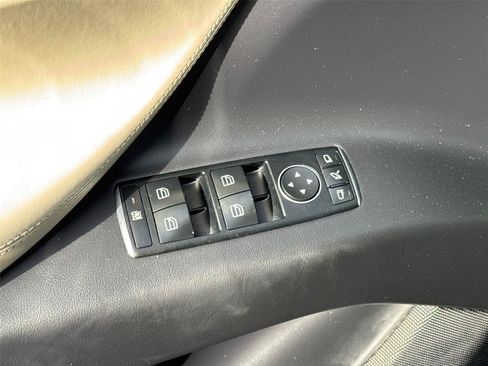 Used 2020 Tesla Model X Long Range AWD/4WD image 26