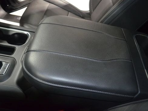 Used 2024 GMC Sierra 1500 Denali w/ Denali Reserve Package image 29