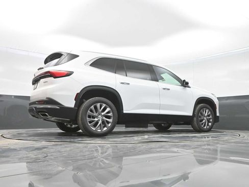 New 2026 Buick Enclave Preferred image 32