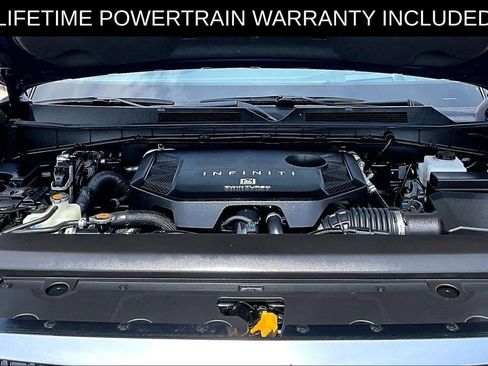 Certified 2025 INFINITI QX80 Luxe image 11