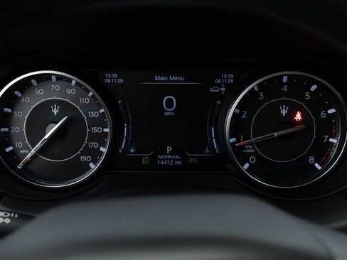 Used 2023 Maserati Levante Modena AWD/4WD image 17
