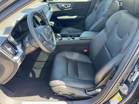 Certified 2025 Volvo S60 B5 Core AWD/4WD image 7