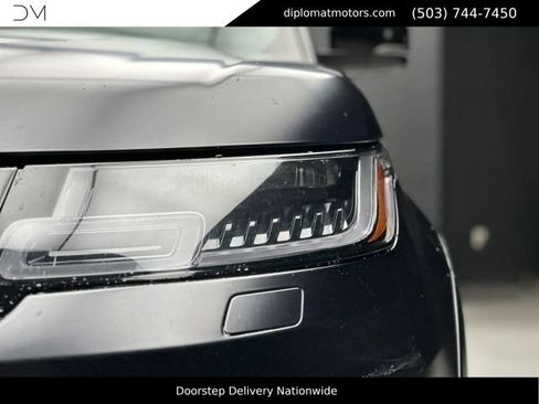 Used 2021 Land Rover Range Rover Sport SVR AWD/4WD image 13