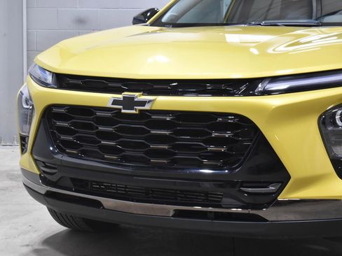 Used 2024 Chevrolet Trax ACTIV w/ Driver Confidence Package FWD image 30