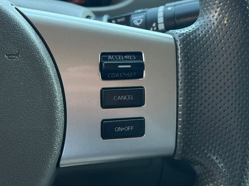 Used 2020 Nissan Frontier SV RWD image 28
