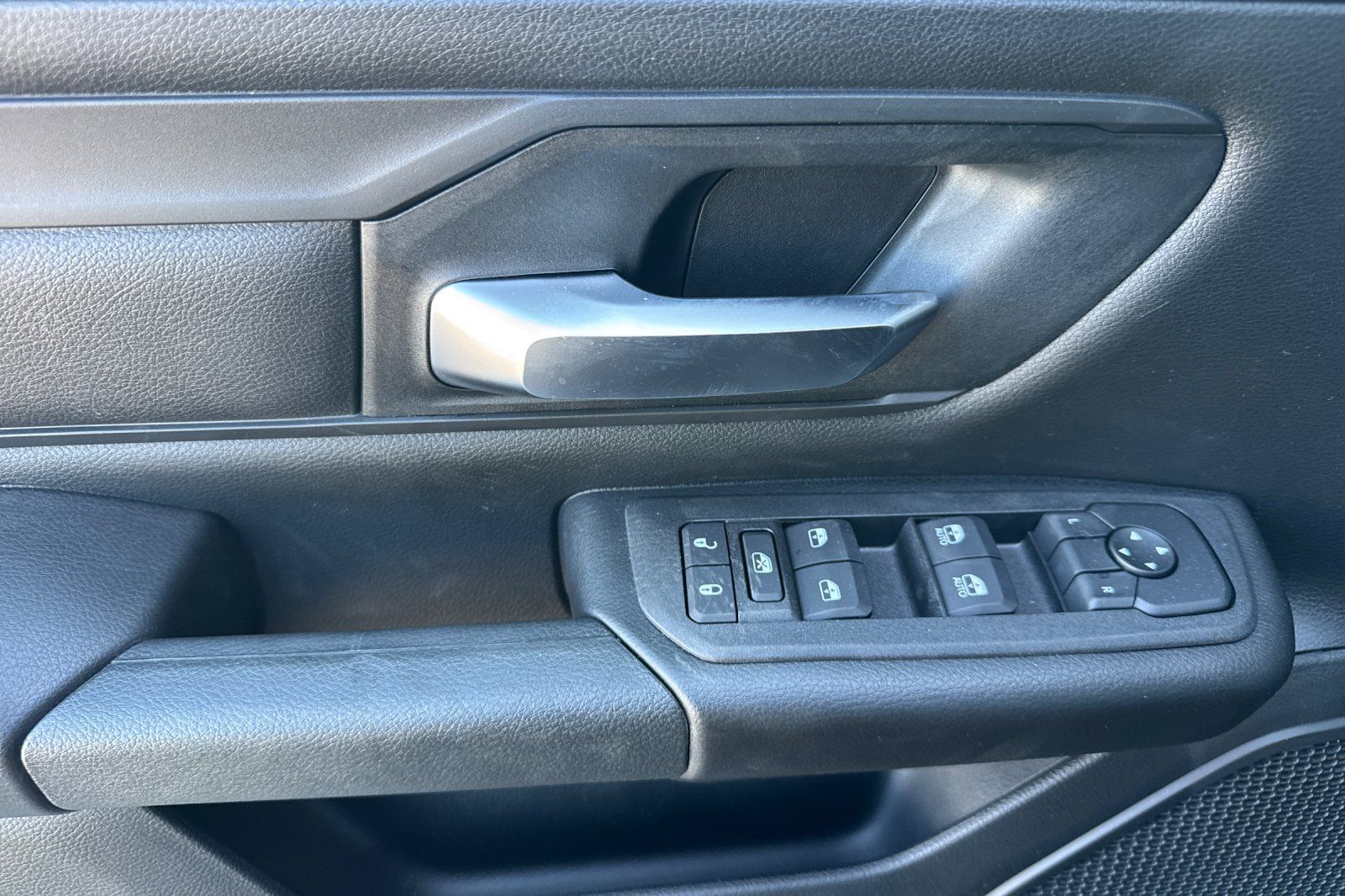 New 2026 RAM 1500 Express AWD/4WD image 10