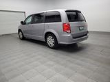 Used 2017 Dodge Grand Caravan SE w/ UConnect Hands-Free Group image 5