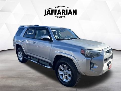 Certified 2020 Toyota 4Runner SR5 Premium w/ Moonroof Package image 2