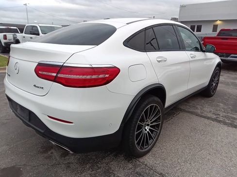 Used 2019 Mercedes-Benz GLC 300 4MATIC Coupe image 5