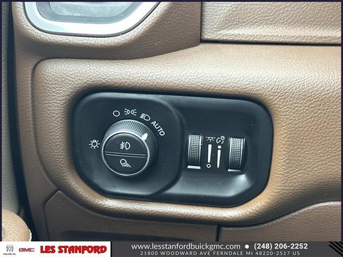 Used 2020 RAM 1500 Laramie image 27