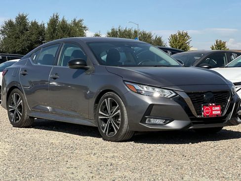 Used 2023 Nissan Sentra SR w/ Electronics Package FWD image 10