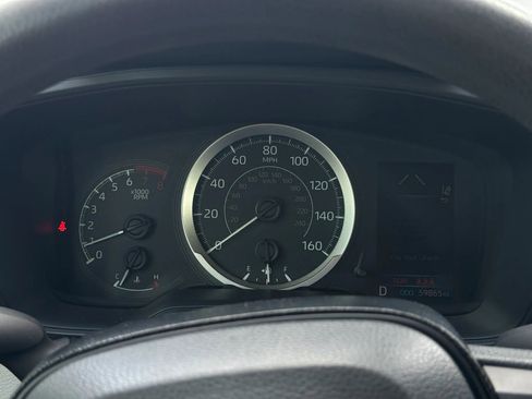 Used 2021 Toyota Corolla LE image 13