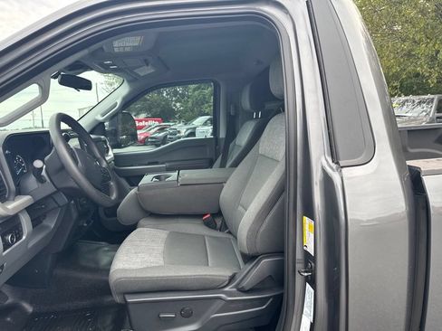 Used 2025 Ford F450 XLT w/ 360-Degree Camera Package AWD/4WD image 12