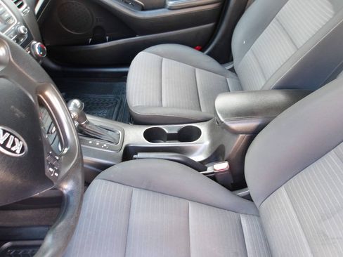 Used 2014 Kia Forte LX w/ Popular Package FWD image 17