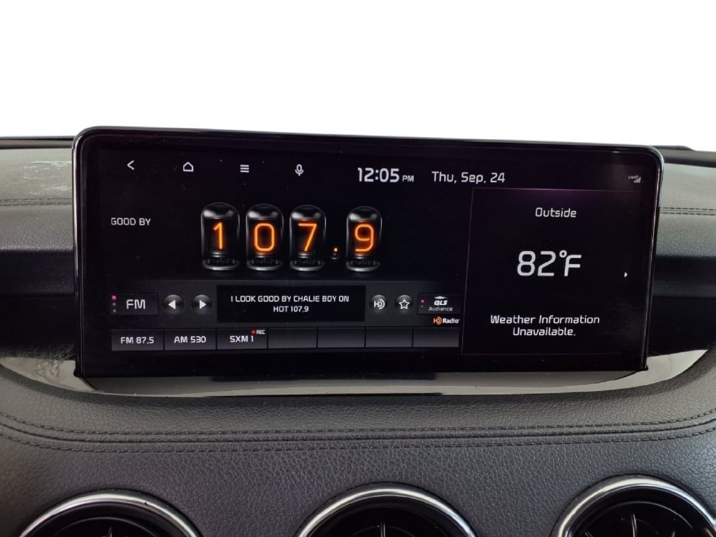 Used 2022 Kia Stinger GT-Line w/ Sun & Sound Package RWD image 28
