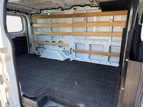 Used 2024 Ford Transit 250 Low Roof w/ Exterior Upgrade Package image 15