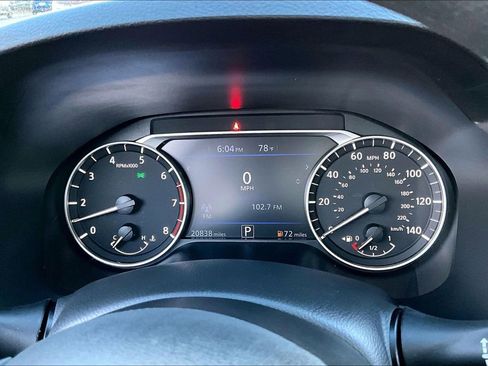 Used 2022 Nissan Altima 2.5 SV image 12