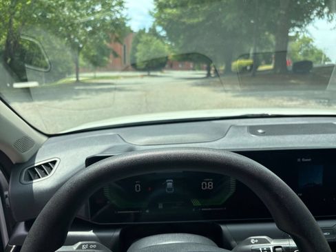 Used 2025 Kia K4 FWD image 16