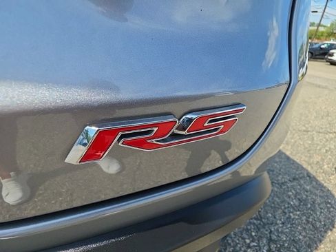 Used 2024 Chevrolet Trax RS FWD image 34