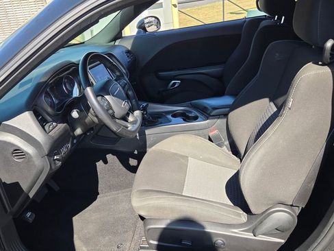 Used 2023 Dodge Challenger R/T Scat Pack RWD image 5