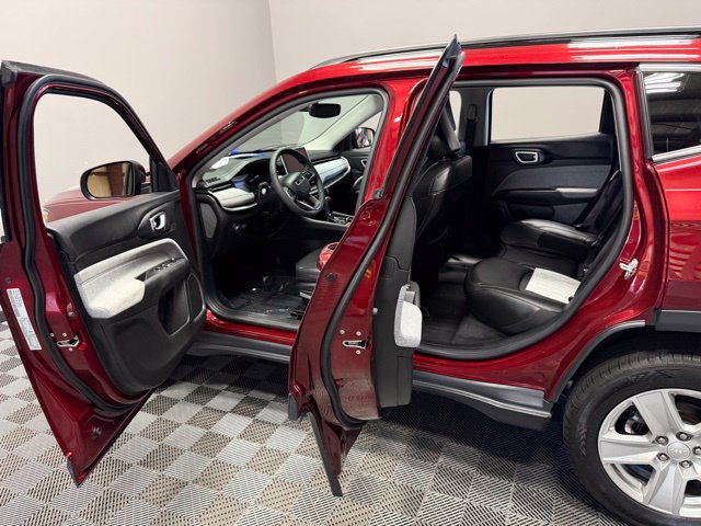 Used 2022 Jeep Compass Latitude AWD/4WD image 13