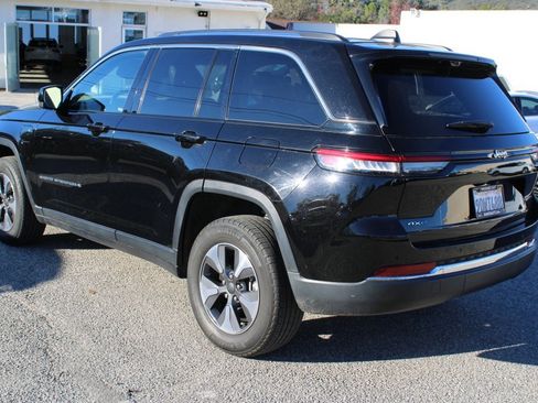 Used 2022 Jeep Grand Cherokee Limited 4xe w/ Luxury Tech Group II image 6