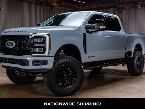 Used 2025 Ford F250 Lariat w/ Lariat Ultimate Package image 4