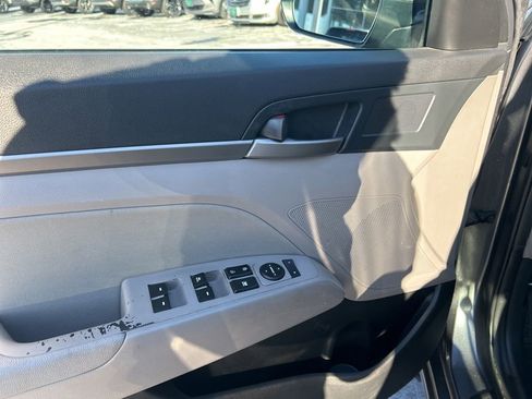 Used 2018 Hyundai Elantra Value Edition image 16