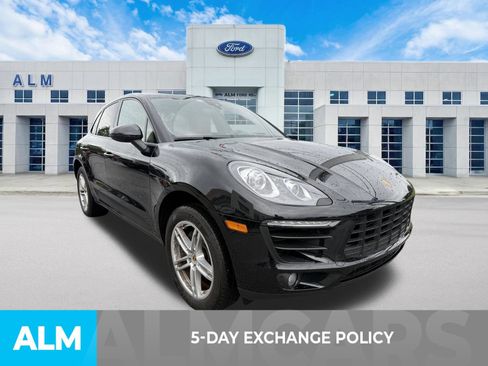 Used 2017 Porsche Macan AWD/4WD image 3
