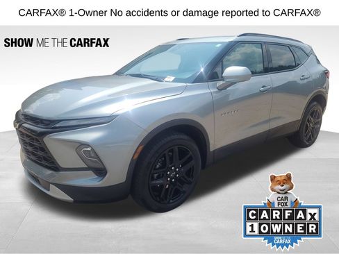 Used 2023 Chevrolet Blazer LT w/ Convenience Package FWD image 3