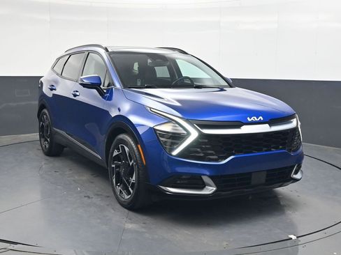 Used 2023 Kia Sportage SX image 2