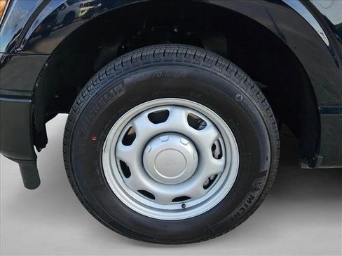 Used 2025 Ford F150 XL RWD image 21