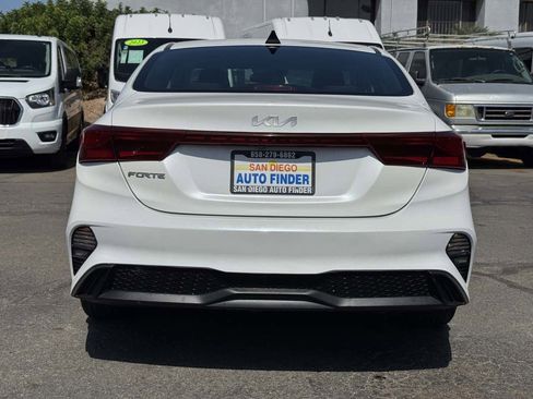 Used 2023 Kia Forte LXS FWD image 11