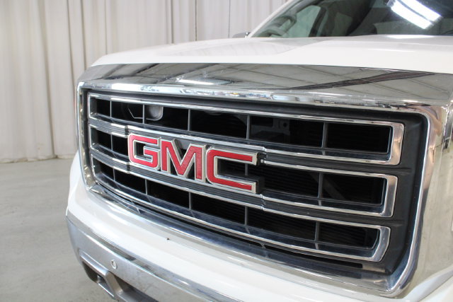 Used 2014 GMC Sierra 1500 SLT w/ SLT Crew Cab Value Package AWD/4WD image 32