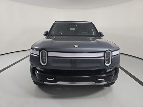 Used 2024 Rivian R1S Adventure AWD/4WD image 8