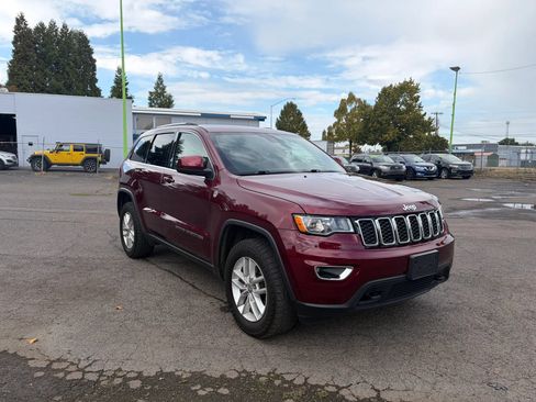 Used 2017 Jeep Grand Cherokee Laredo w/ Quick Order Package 23E AWD/4WD image 1